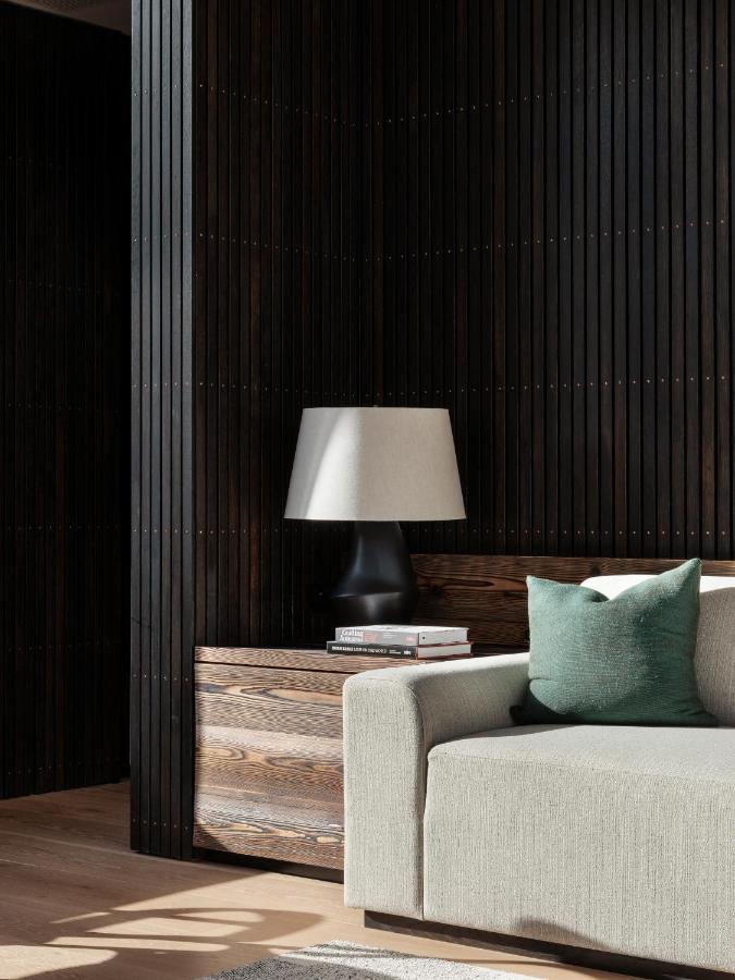 The Hotel Britomart Auckland Exterior photo A table lamp