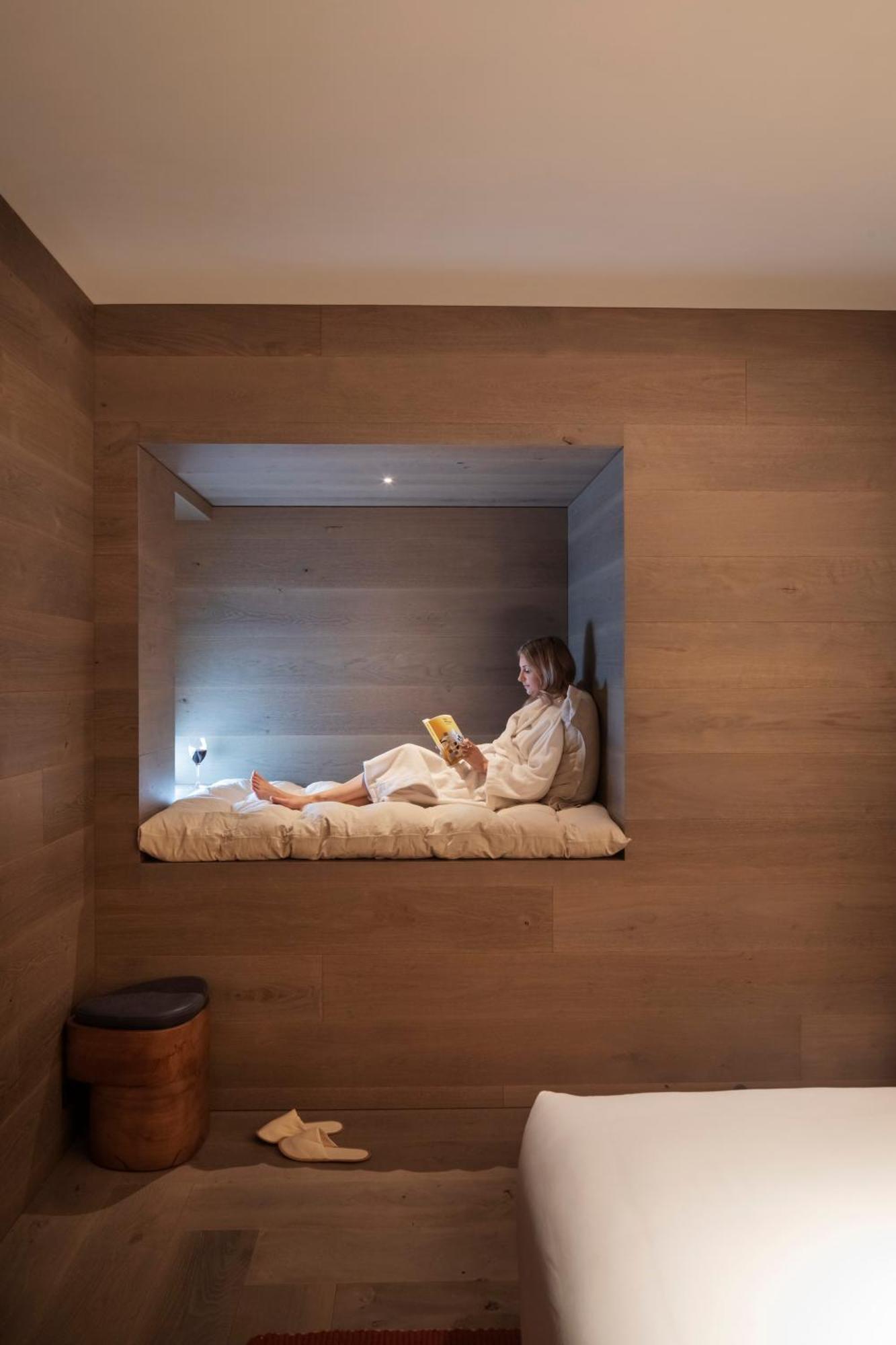 The Hotel Britomart Auckland Exterior photo A woman relaxing in a spa